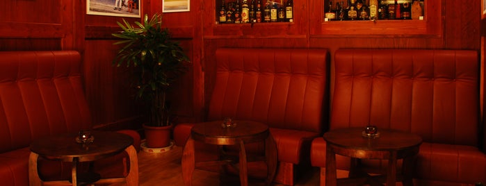 La Casa de la Havana vieja is one of Classy Prague Bars.
