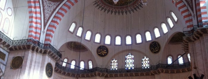 Mesquita Süleymaniye is one of Istanbul.