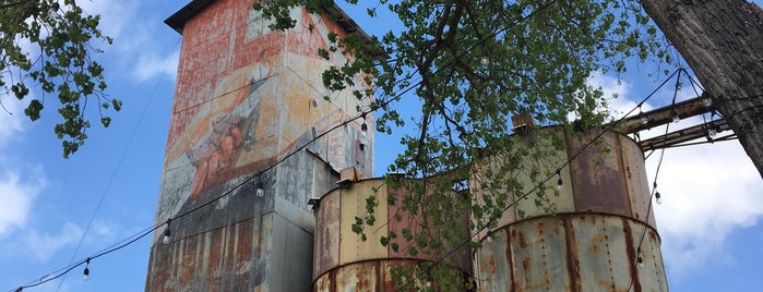 Hill Country Science Mill is one of Lieux qui ont plu à Doug.