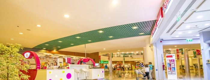 Al Arab Mall is one of Sharjah  Emirate.