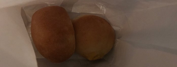 Lone Star Kolaches is one of Lyndsyさんのお気に入りスポット.