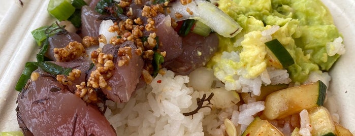 Kahiau’s Poke Truck is one of Restaurants while traveling.