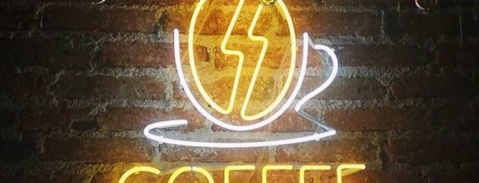 Latte coffee house is one of lugares por ir!.