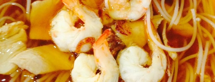 Queen St. Prawn Noodles is one of Freddieさんのお気に入りスポット.