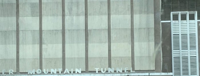 Big Walker Mountain Tunnel is one of FL-WV.