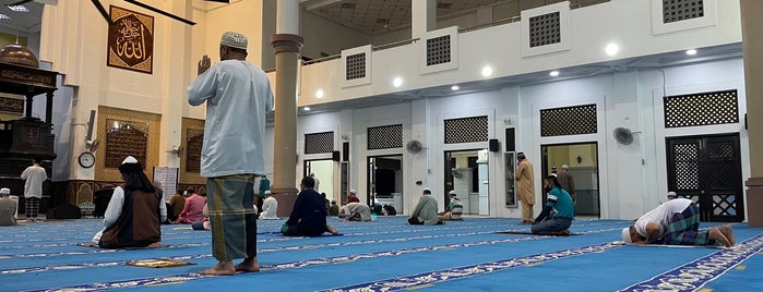Masjid Jamek Tun Hussein Onn is one of Masjid & Surau, MY #4.
