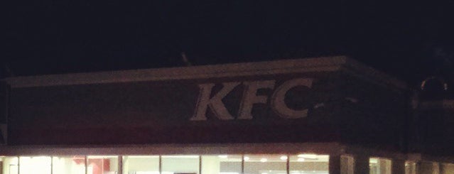 KFC is one of Tempat yang Disukai Stanislav.