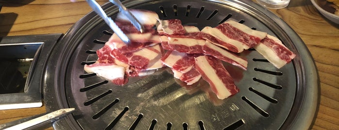 Charm Korean BBQ is one of Divyaさんのお気に入りスポット.