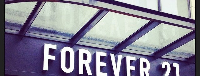 Forever 21 is one of Paris.