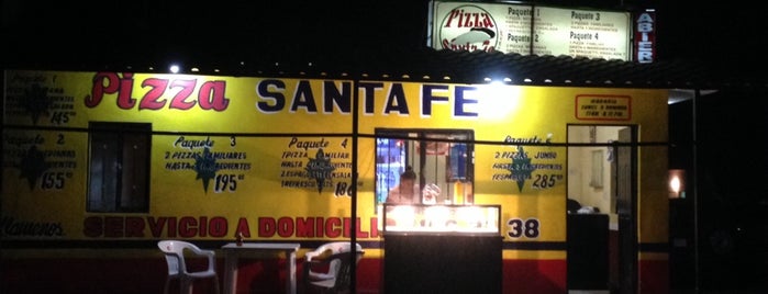 Pizza Santa Fe is one of Restos.