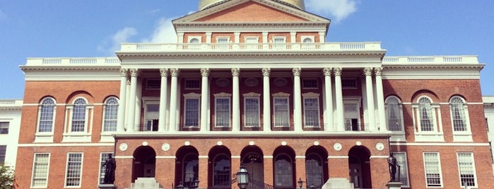 マサチューセッツ州会議事堂 is one of Boston.