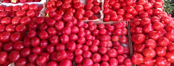 Рынок is one of Moscow Farmers Markets.