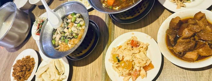 小李子清粥小菜 is one of TPE foodies.
