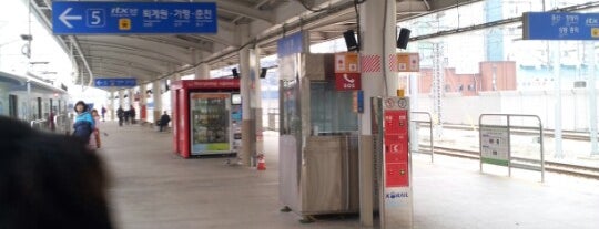 Sangbong Stn. is one of Subway Stations in Seoul(line1~4 & DX).