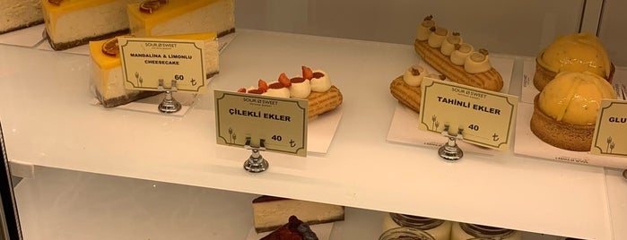 Sour & Sweet Artisan Bakery by Happy Bakers is one of Gespeicherte Orte von Seda.