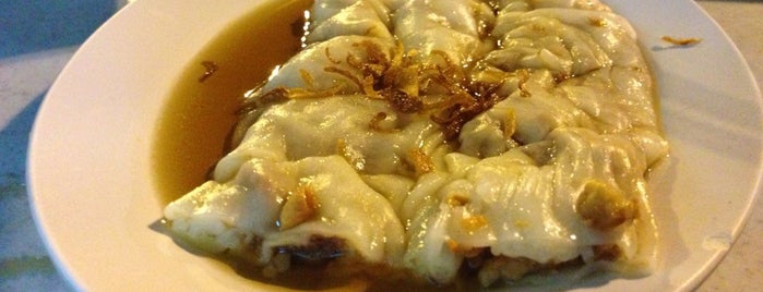 Sing Pao Dim Sum 新包点心店 is one of Locais curtidos por Howard.