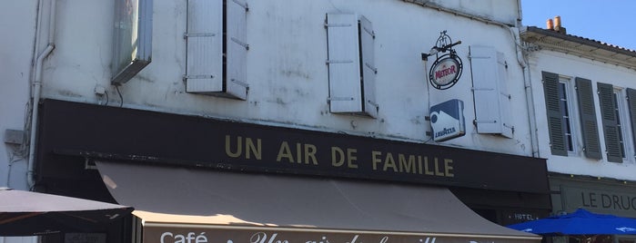 Un Air de Famille is one of Favorite places.