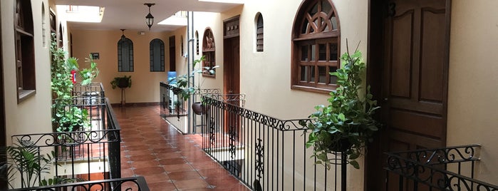 Hotel Posada Santa Fe is one of สถานที่ที่ Pablo ถูกใจ.