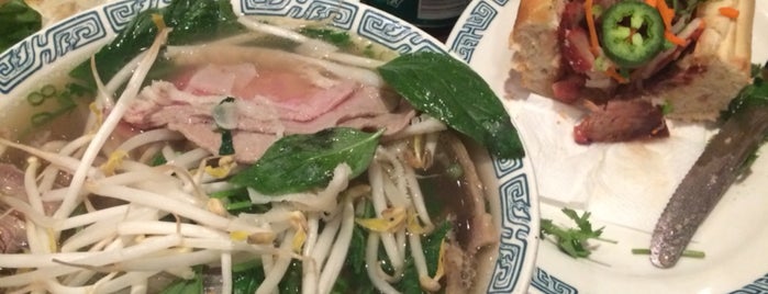 Pho Ban Mai is one of Paul 님이 좋아한 장소.