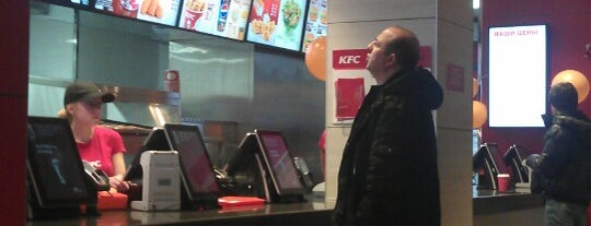 KFC is one of Tempat yang Disukai Татьяна.