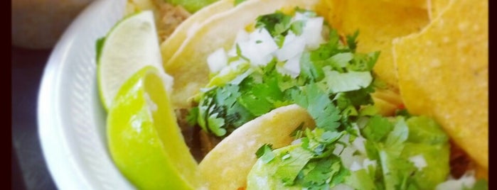 Suplex Tacos is one of Locais curtidos por Kelly.