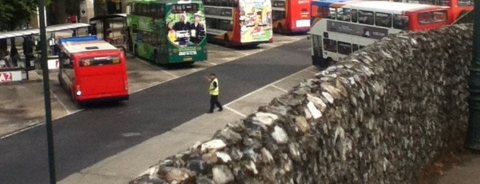 Canterbury Bus Station is one of Tempat yang Disukai Aniya.