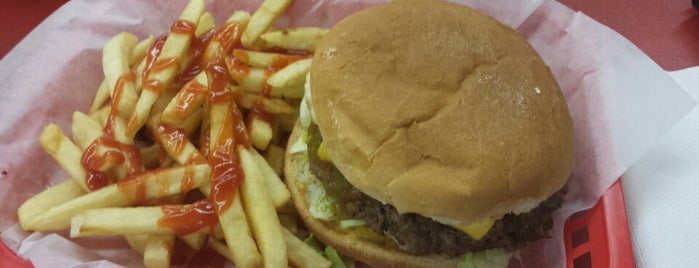 Papa Burgers is one of The 15 Best Places for Homemade Food in El Paso.