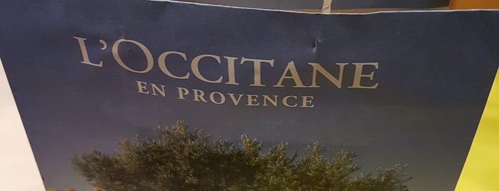 L'Occitane is one of Belleza en Bogotá.