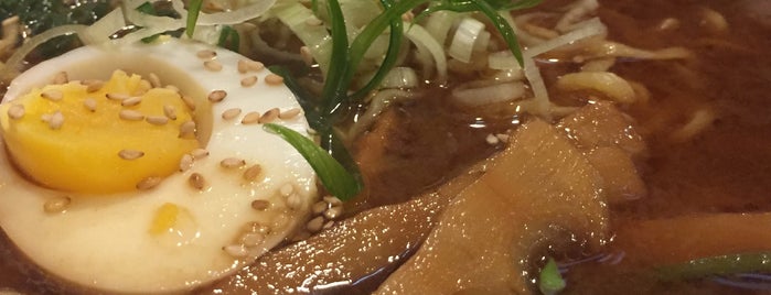 Shimaya Ramen is one of Locais curtidos por Jamhil.