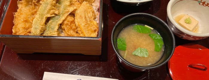 Kobikicho Tenkuni is one of 和食 行きたい.