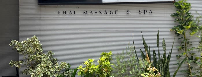 Dream House Thai Massage & Spa is one of Bangkok.