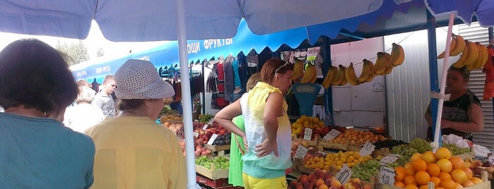 Центральный рынок is one of Lugares favoritos de Illia.