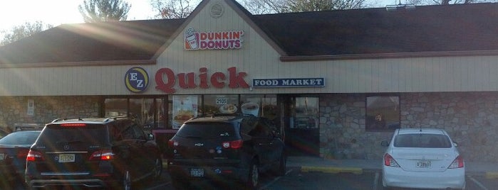 Dunkin' is one of สถานที่ที่ Eric ถูกใจ.