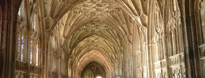Gloucester Cathedral is one of Gotica.