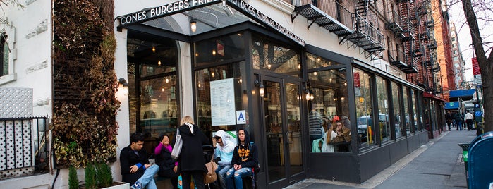 Shake Shack is one of The Upper West Side List by Urban Compass.