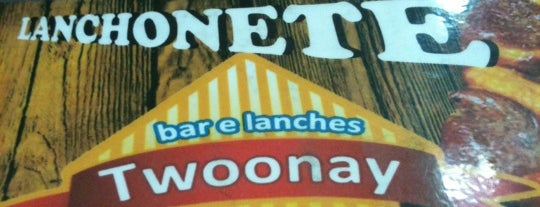 Twoonay Bar e Lanches is one of Charlesさんのお気に入りスポット.