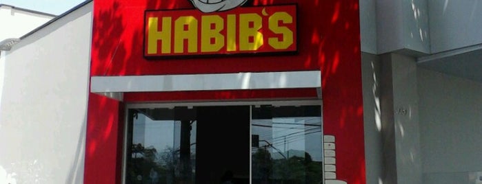 Habib's is one of สถานที่ที่ Luciana ถูกใจ.