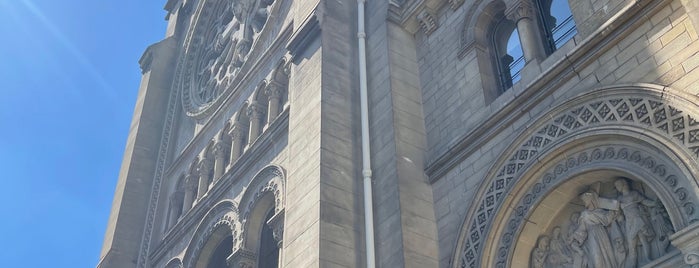 Église Notre-Dame de la Croix is one of В Париже.