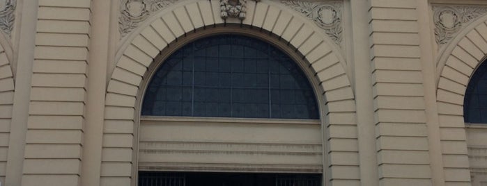 Mercado Municipal Paulistano is one of Pontos Turísticos.