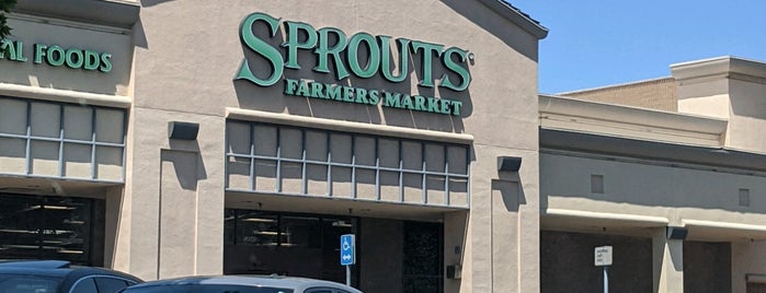 Sprouts Farmers Market is one of One Day.