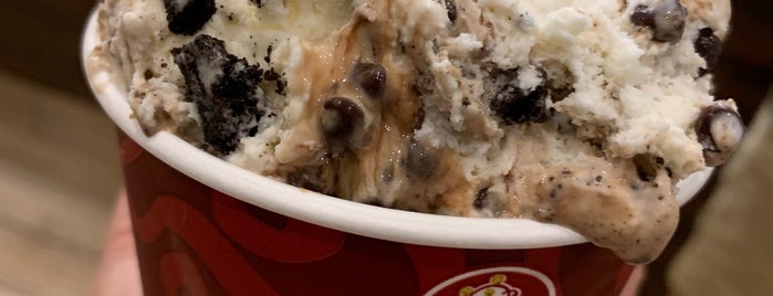 Cold Stone Creamery is one of Restaurants.