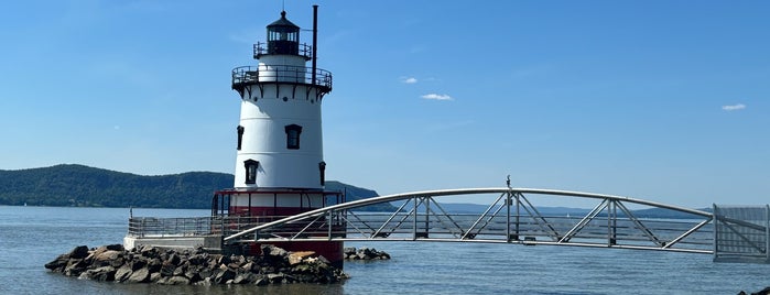 Tarrytown Light (Sleepy Hollow Lighthouse) is one of Chill Places.