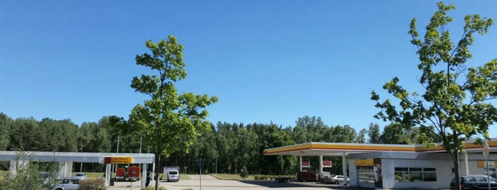 Shell is one of Shell aktuell.
