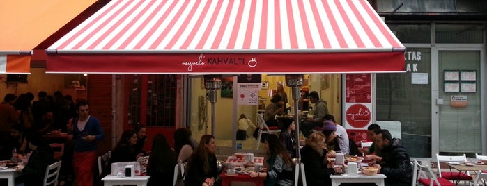 Meyveli Kahvaltı is one of istanbul.