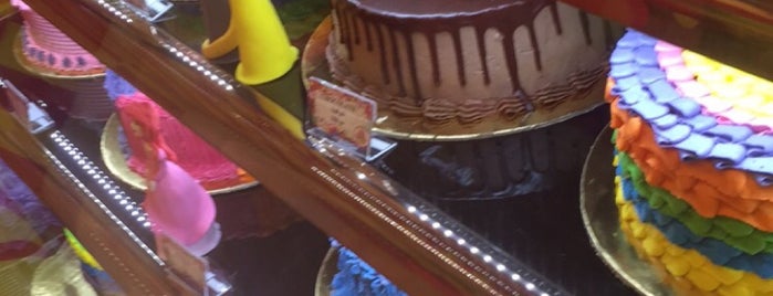 Marta's Cakes is one of الرياض.