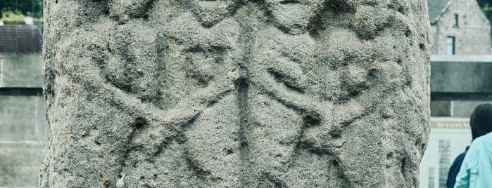 Sueno's Stone is one of Vikings.