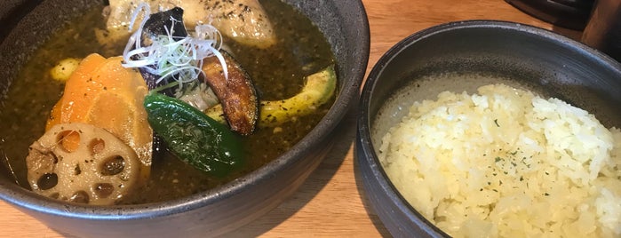 ピカンティ ホライズン is one of soup curry.