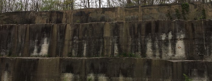 Deep Lock Quarry- Quarry Trail is one of Alyssaさんのお気に入りスポット.