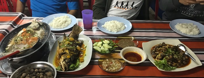Medan Ikan Bakar, Kuala Perlis is one of Makan @ Utara #7.