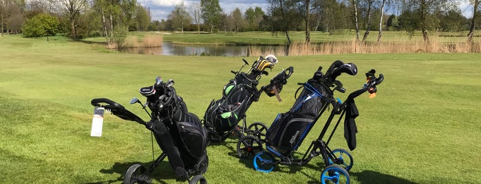 Edda Huzid Golf- en Countryclub is one of HOLANDA.